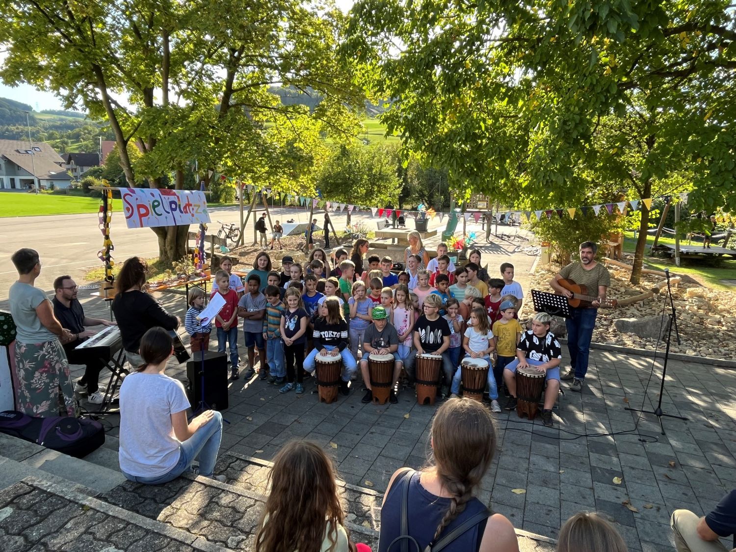 Gemeinde Oberhof weiht den naturnahen Spielplatz ein