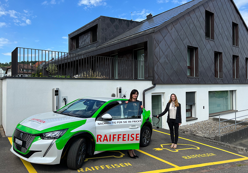 Elektro-Ladestation bei der Raiffeisenbank in Gansingen