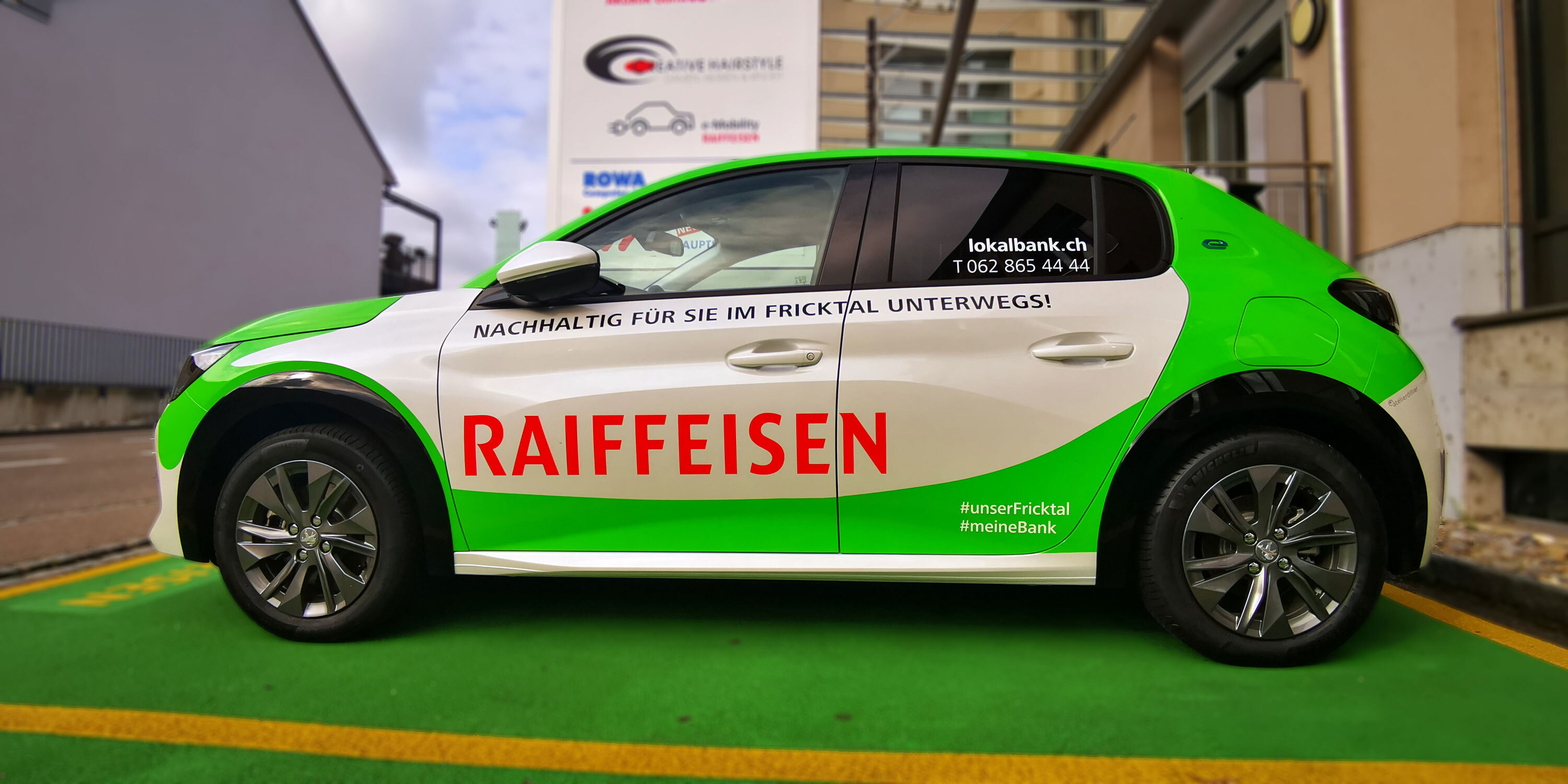 Elektroauto der Raiffeisenbank Regio Frick-Mettauertal