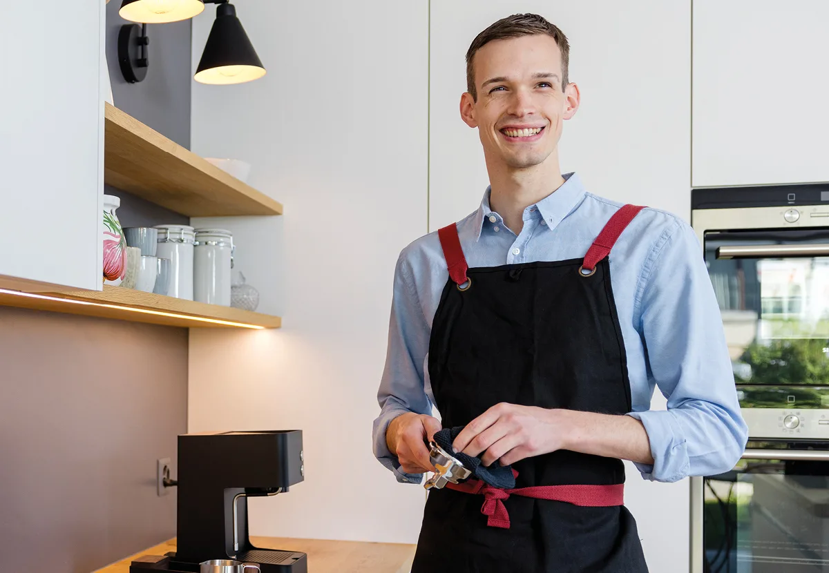 Imagekampagne lokalbanker roelli barista 1200x830px